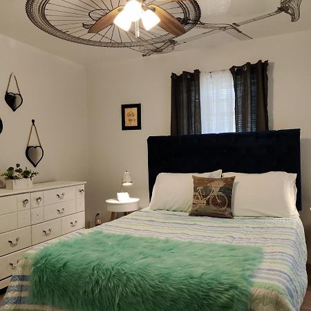 Venice Beach Within 5 Min Drive, Near The Tennis Courts And Park, Sleeps 5 Nokomis Ngoại thất bức ảnh