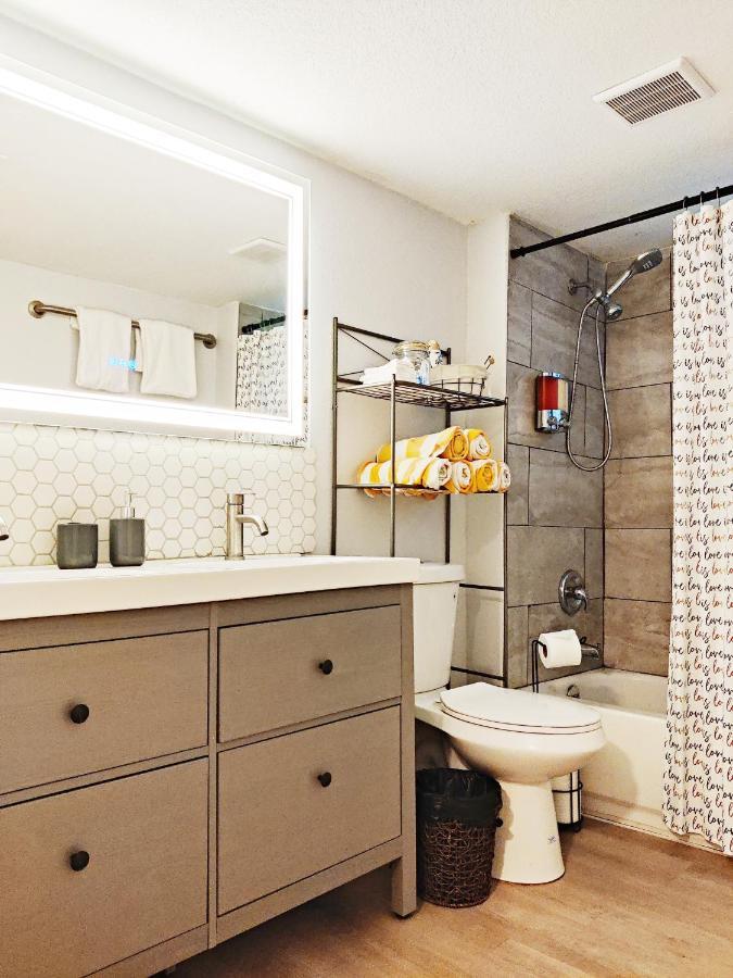 Venice Beach Within 5 Min Drive, Near The Tennis Courts And Park, Sleeps 5 Nokomis Ngoại thất bức ảnh